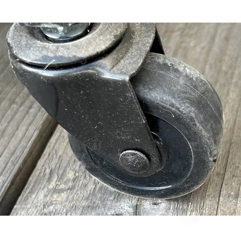 Metallschrank Industriedesign