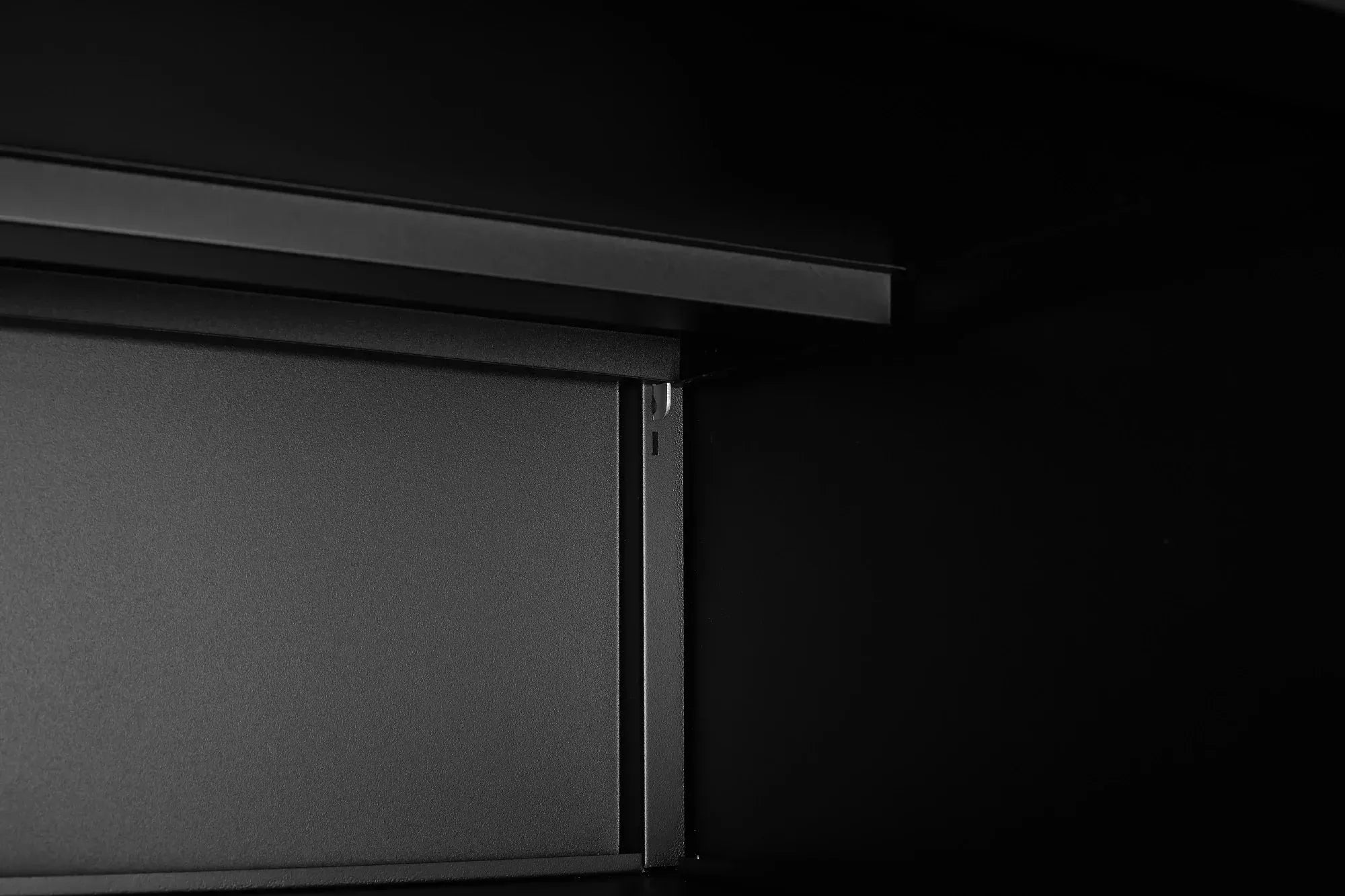 Kleiner Schrank Schwarz Metall